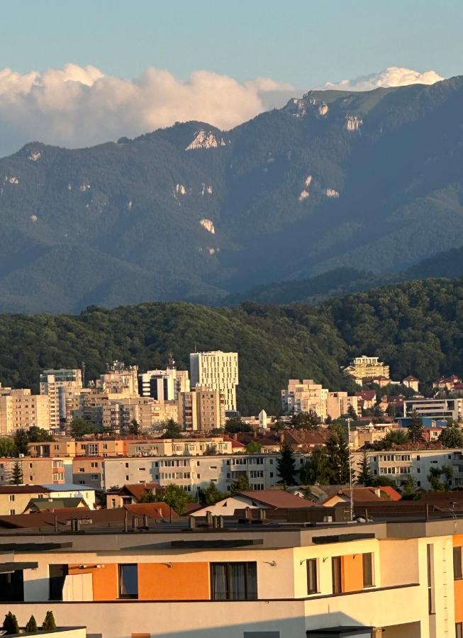 Koa - Urban Penthouse Apartment Brasov Luaran gambar